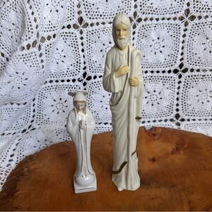 Beautiful Vintage Joseph‎ and Mary porcelain statues - gold touches